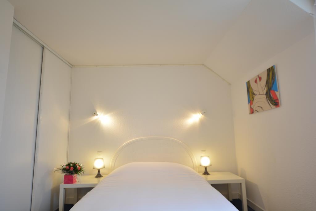Hotel Amethyste By Popinns دينار المظهر الخارجي الصورة